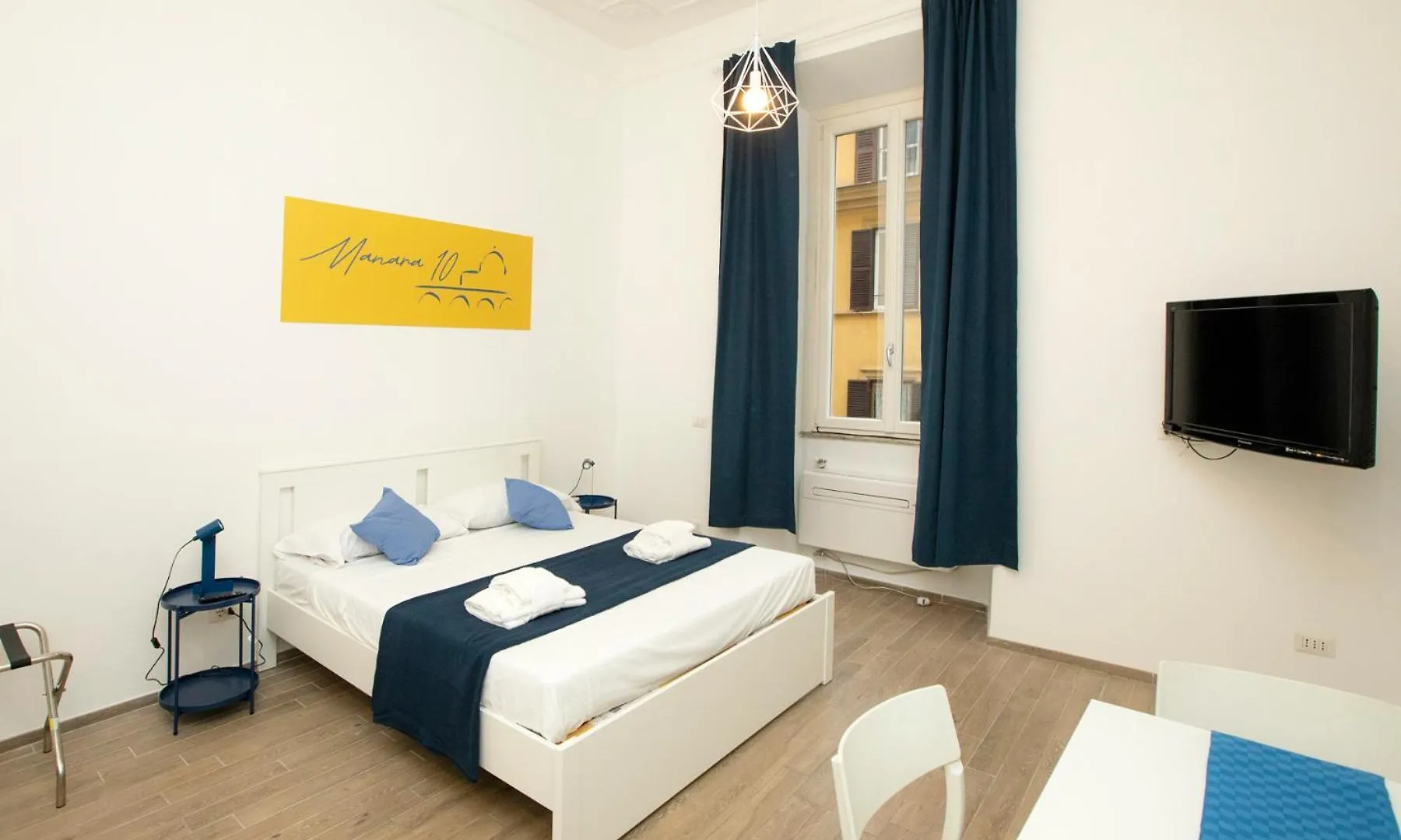 Manara10 Apart Blu1 Rome Apartment